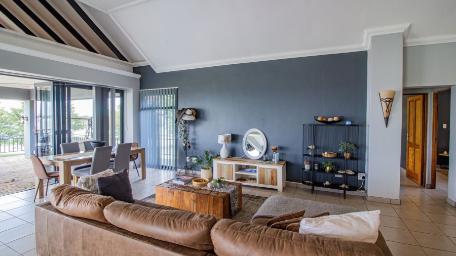 3 Bedroom Property for Sale in Oranjeville Free State